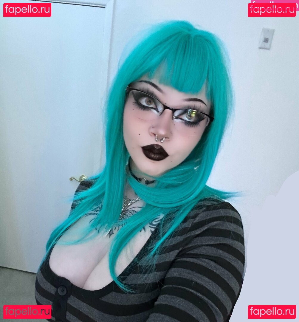 vampypawz Onlyfans Photo Gallery 