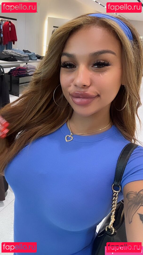 Themostadoredd Onlyfans Photo Gallery 