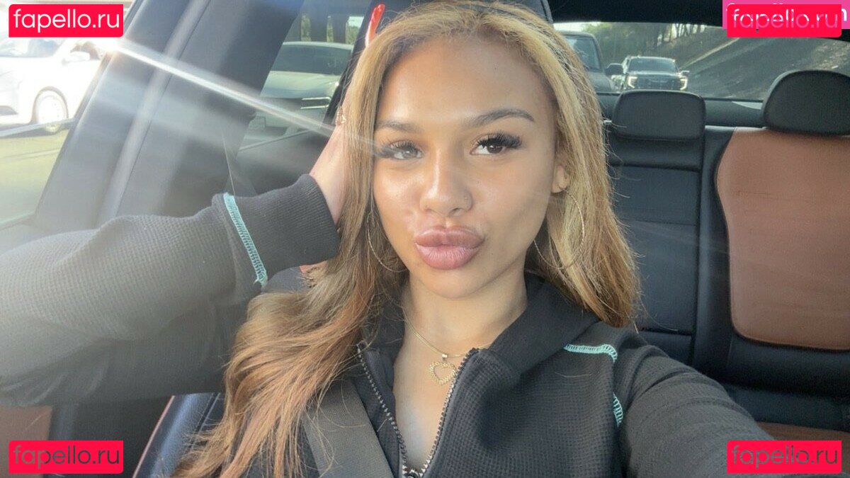 Themostadoredd Onlyfans Photo Gallery 