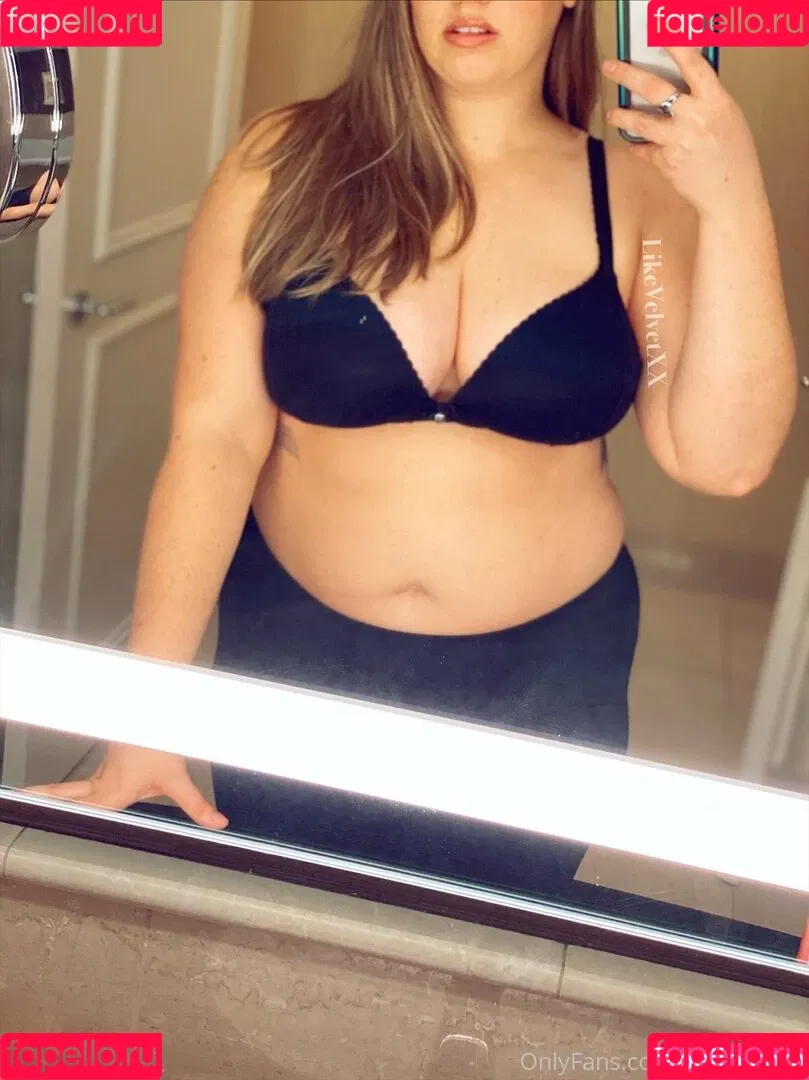redvelvetxx Onlyfans Photo Gallery 