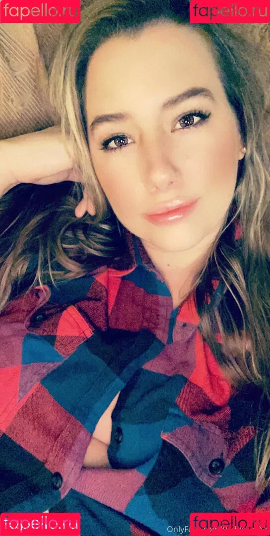 redvelvetxx Onlyfans Photo Gallery 