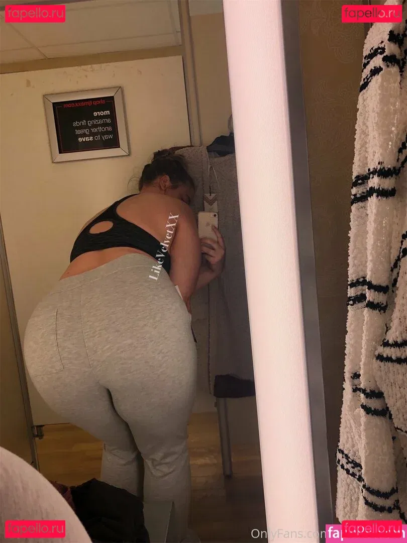 redvelvetxx Onlyfans Photo Gallery 