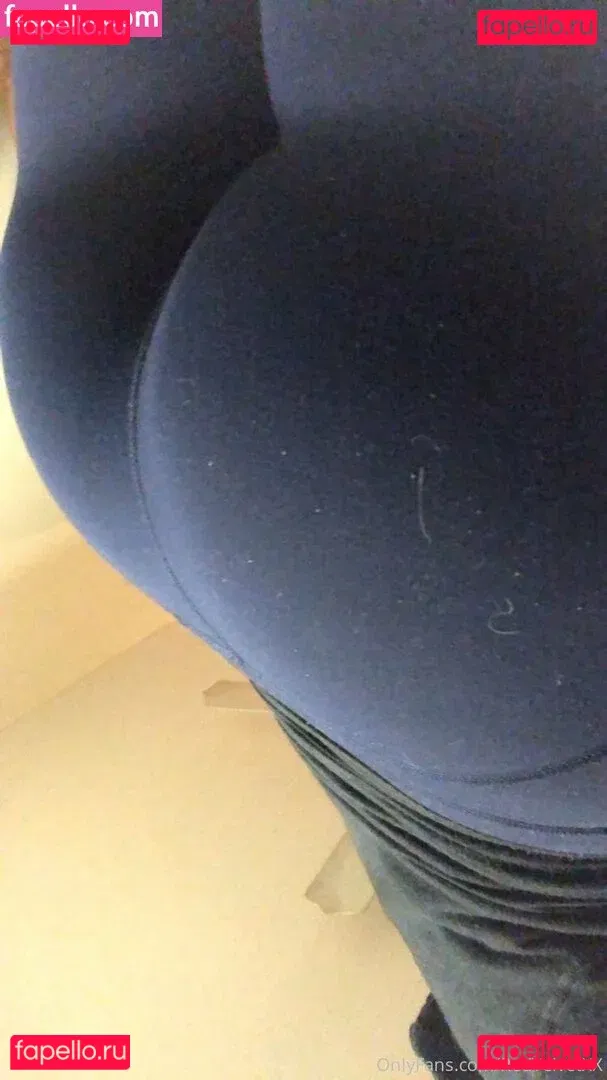 redvelvetxx Onlyfans Photo Gallery 