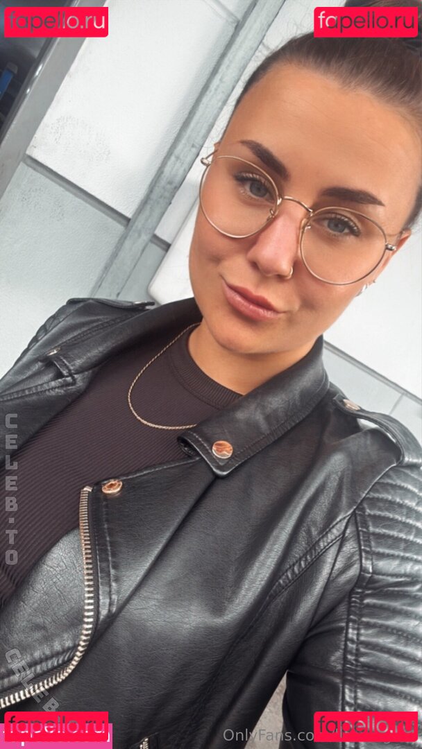 Lisa Wagner / lisawagner / lisawagner_ Onlyfans Photo Gallery 