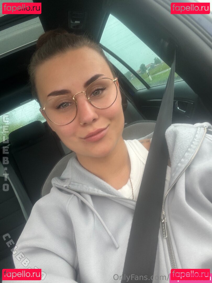 Lisa Wagner / lisawagner / lisawagner_ Onlyfans Photo Gallery 