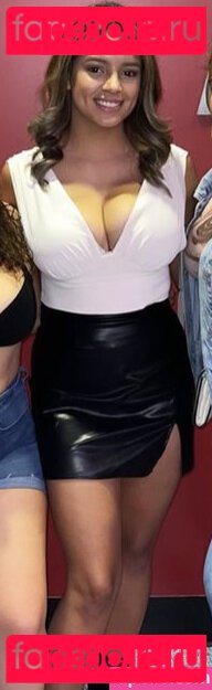 Leslie Sanchez / _m.sanx3 / lestisanchez Onlyfans Photo Gallery 