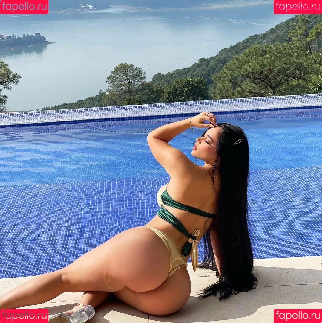 Ashley Carolina Onlyfans Photo Gallery 