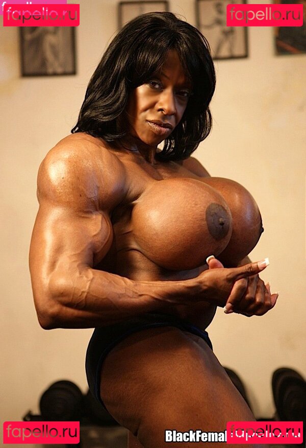 yvettebova Onlyfans Photo Gallery 