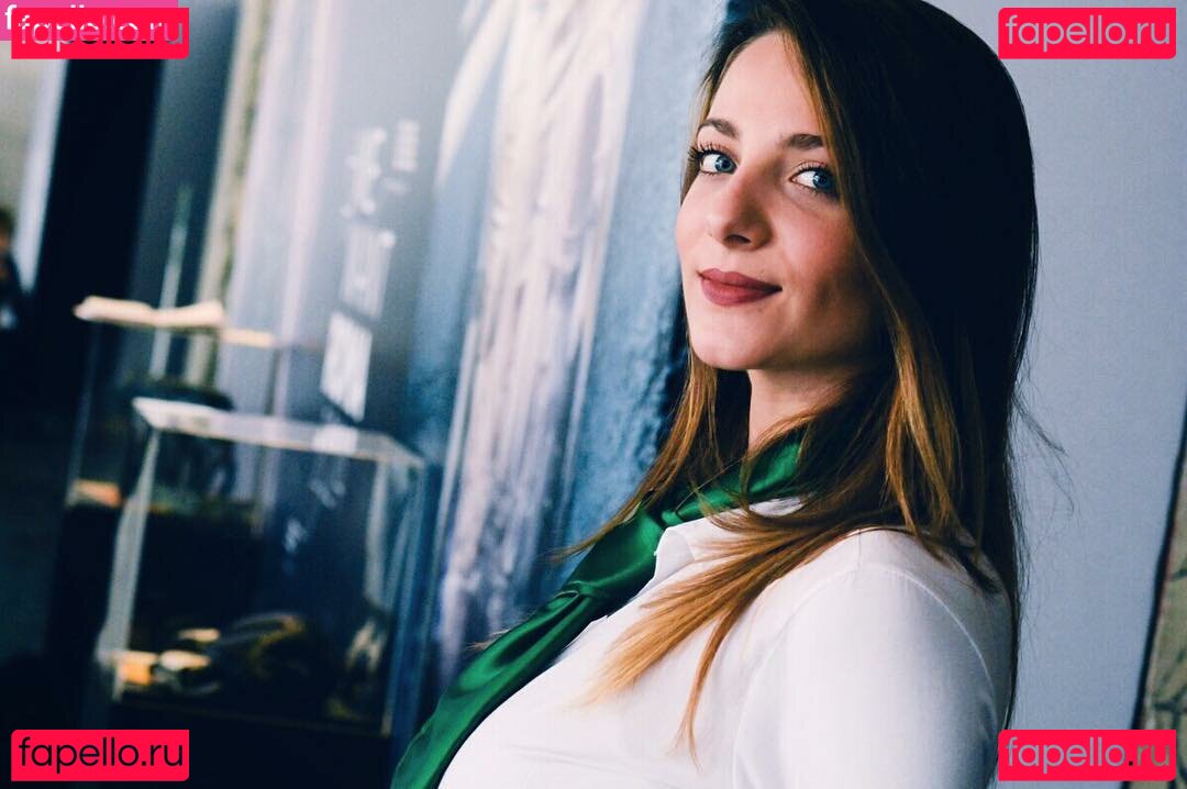 Cleo Bracchi / CleoBracchi / cleopeach Onlyfans Photo Gallery 