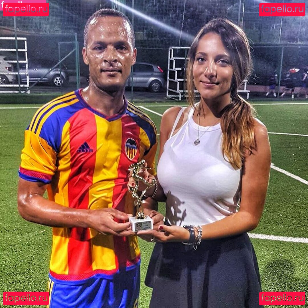 Cleo Bracchi / CleoBracchi / cleopeach Onlyfans Photo Gallery 