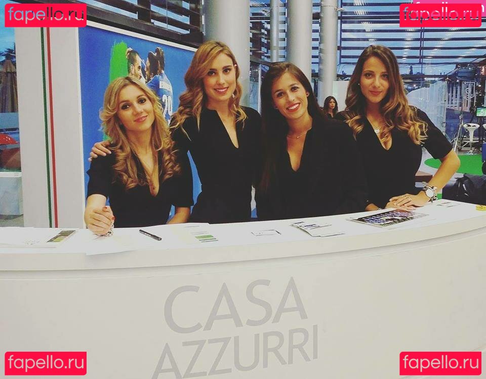 Cleo Bracchi / CleoBracchi / cleopeach Onlyfans Photo Gallery 