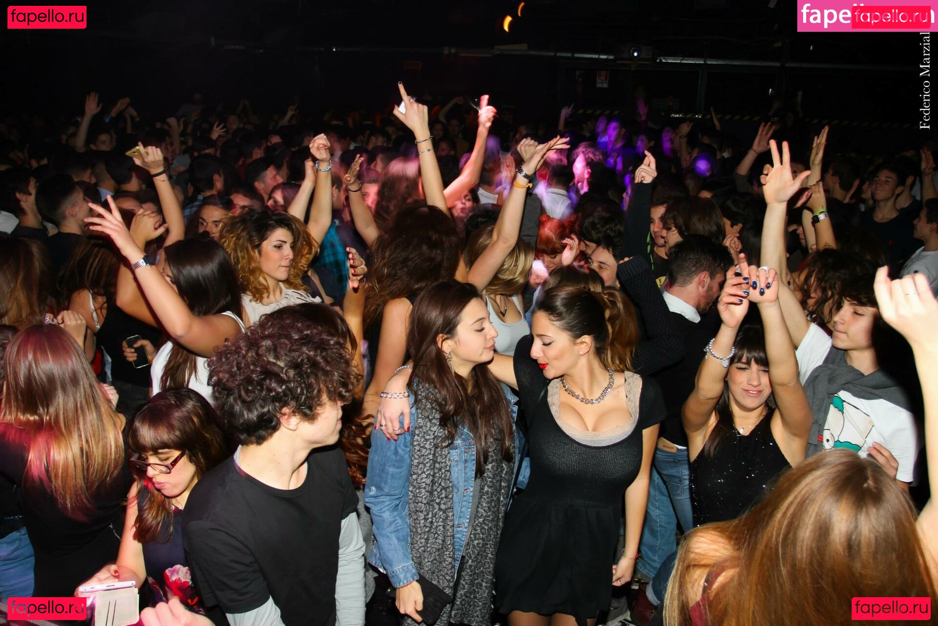 Cleo Bracchi / CleoBracchi / cleopeach Onlyfans Photo Gallery 