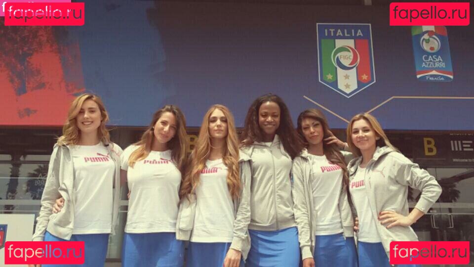 Cleo Bracchi / CleoBracchi / cleopeach Onlyfans Photo Gallery 