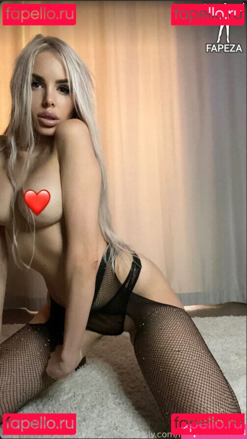 missdaash / missdashaaa42 Onlyfans Photo Gallery 