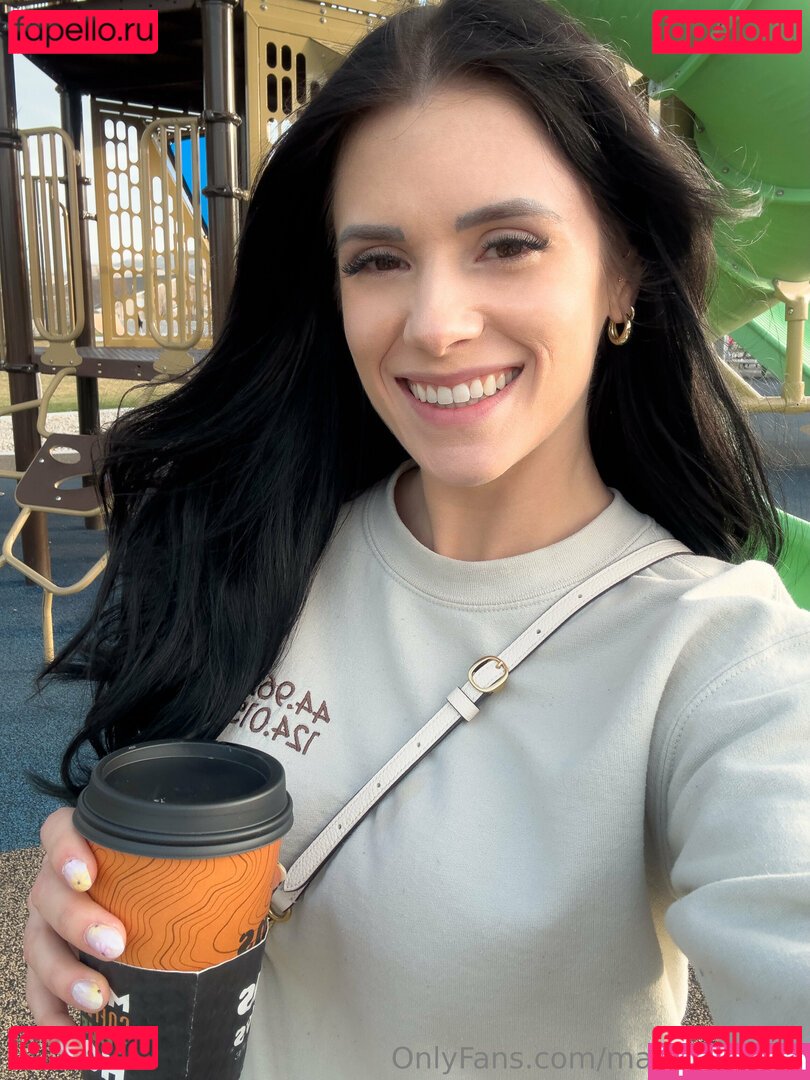 marciereeves / realmarciereeves Onlyfans Photo Gallery 