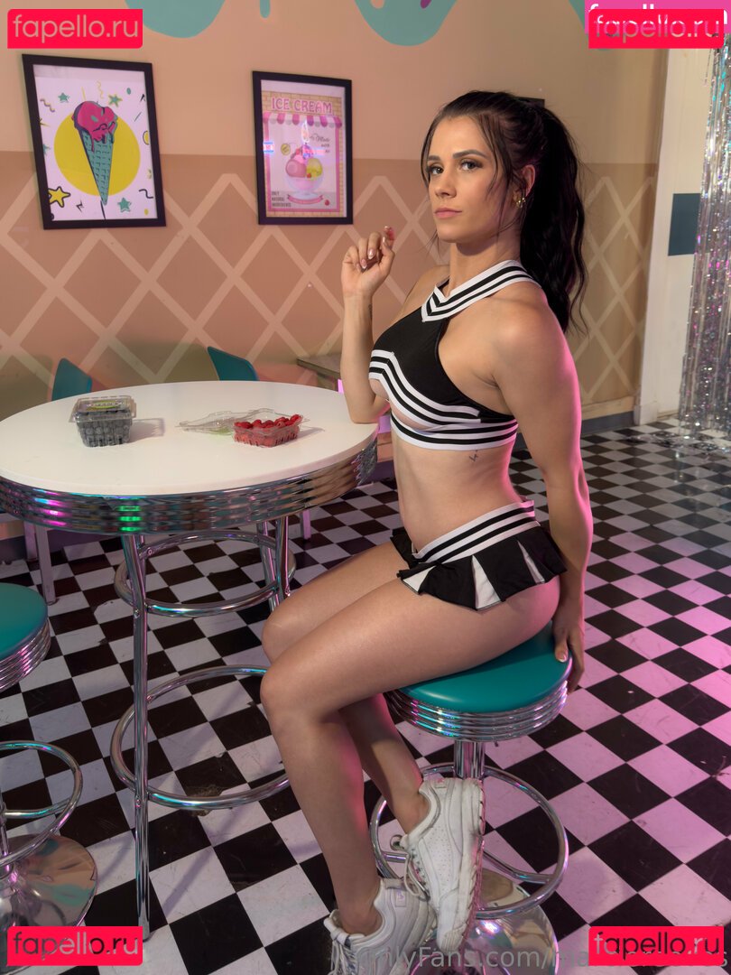 marciereeves / realmarciereeves Onlyfans Photo Gallery 