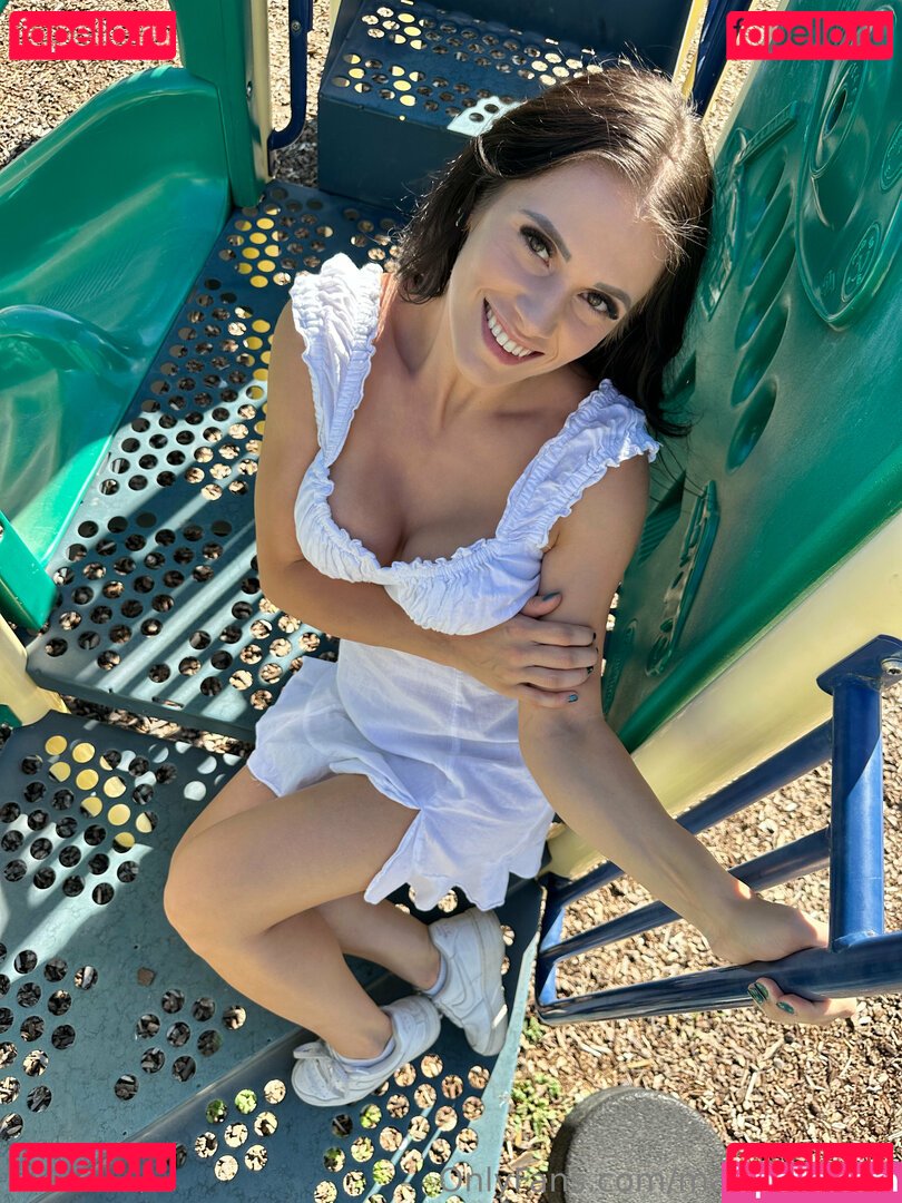 marciereeves / realmarciereeves Onlyfans Photo Gallery 