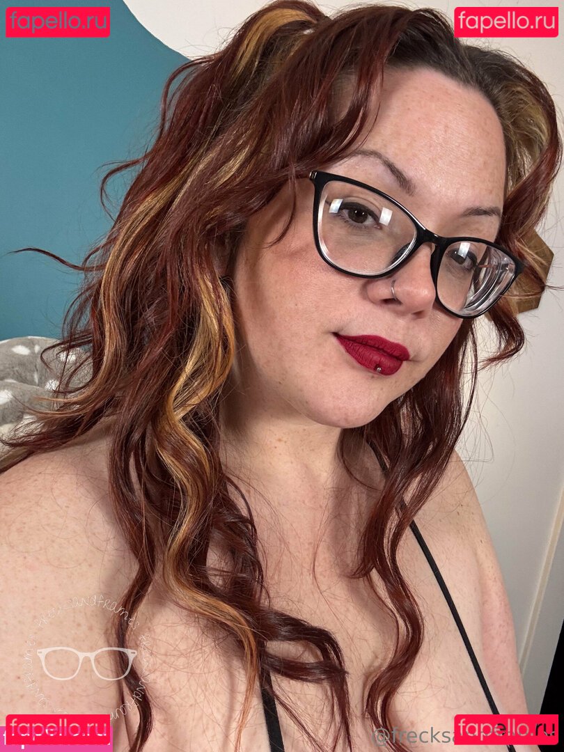 frecksandframes Onlyfans Photo Gallery 