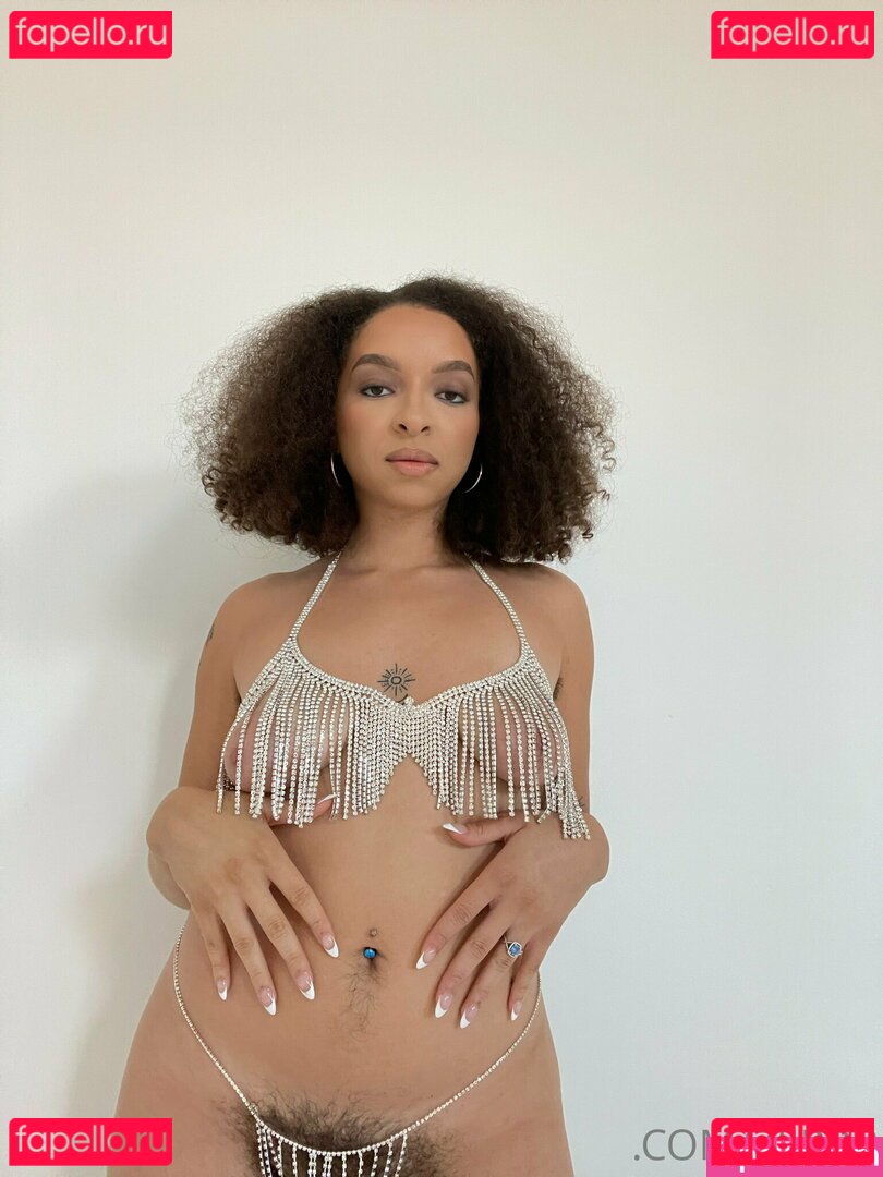 Ziirrb Nude Onlyfans Photo 37