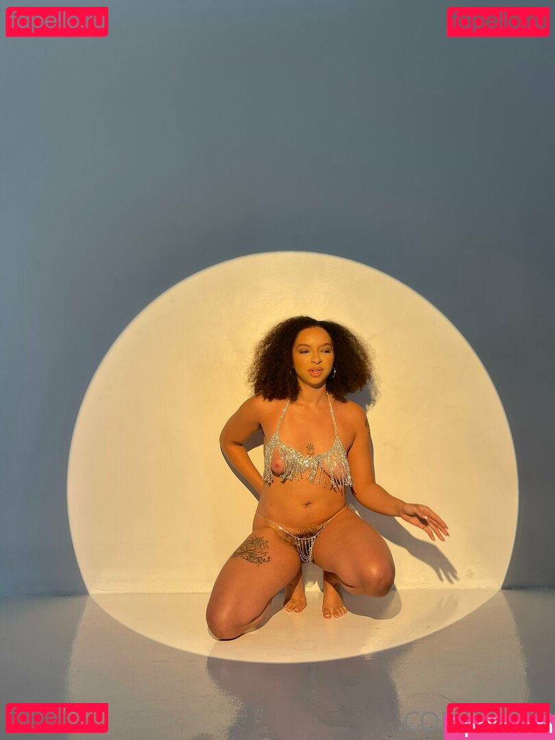 Ziirrb Nude Onlyfans Photo 26