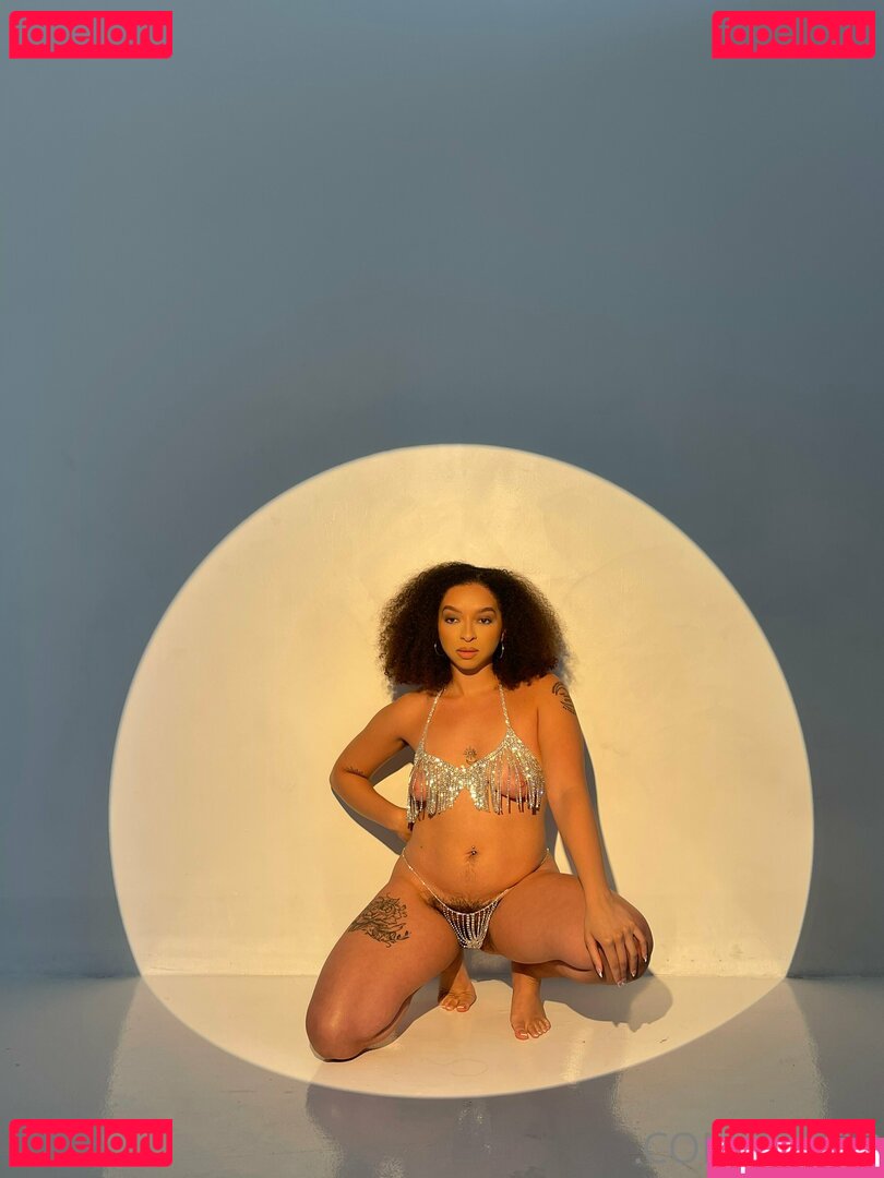 Ziirrb Nude Onlyfans Photo 25
