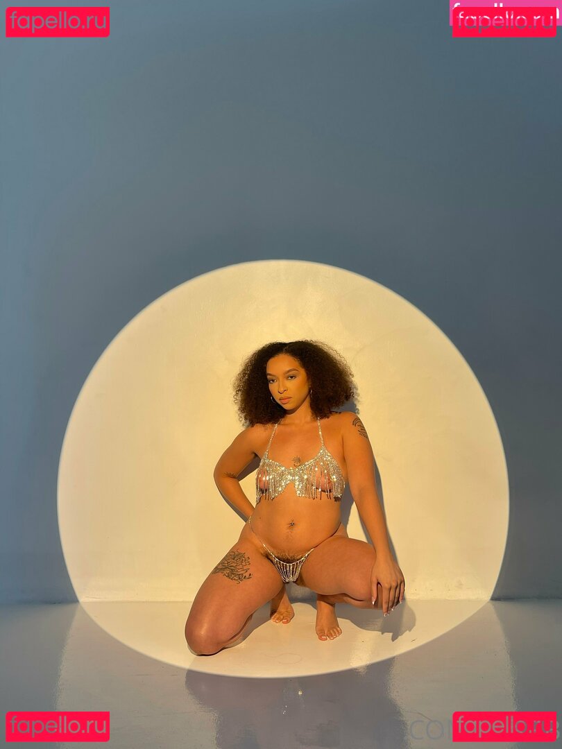 Ziirrb Nude Onlyfans Photo 24