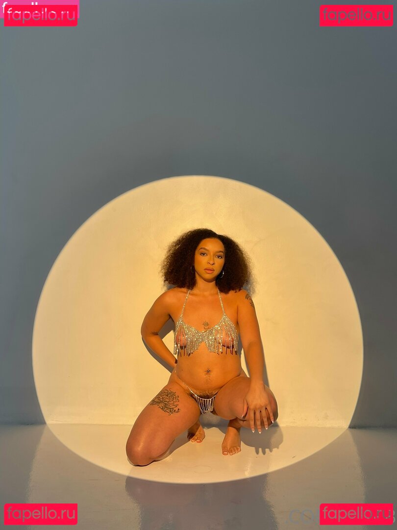 Ziirrb Nude Onlyfans Photo 23