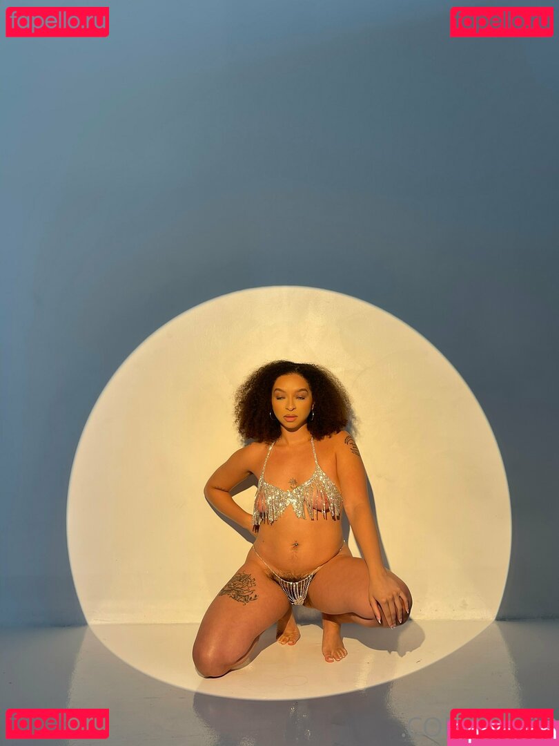 Ziirrb Nude Onlyfans Photo 17