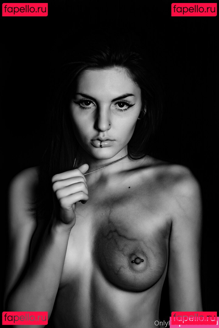 ghosti / ghosti2k22 / ghosti2k23 Onlyfans Photo Gallery 