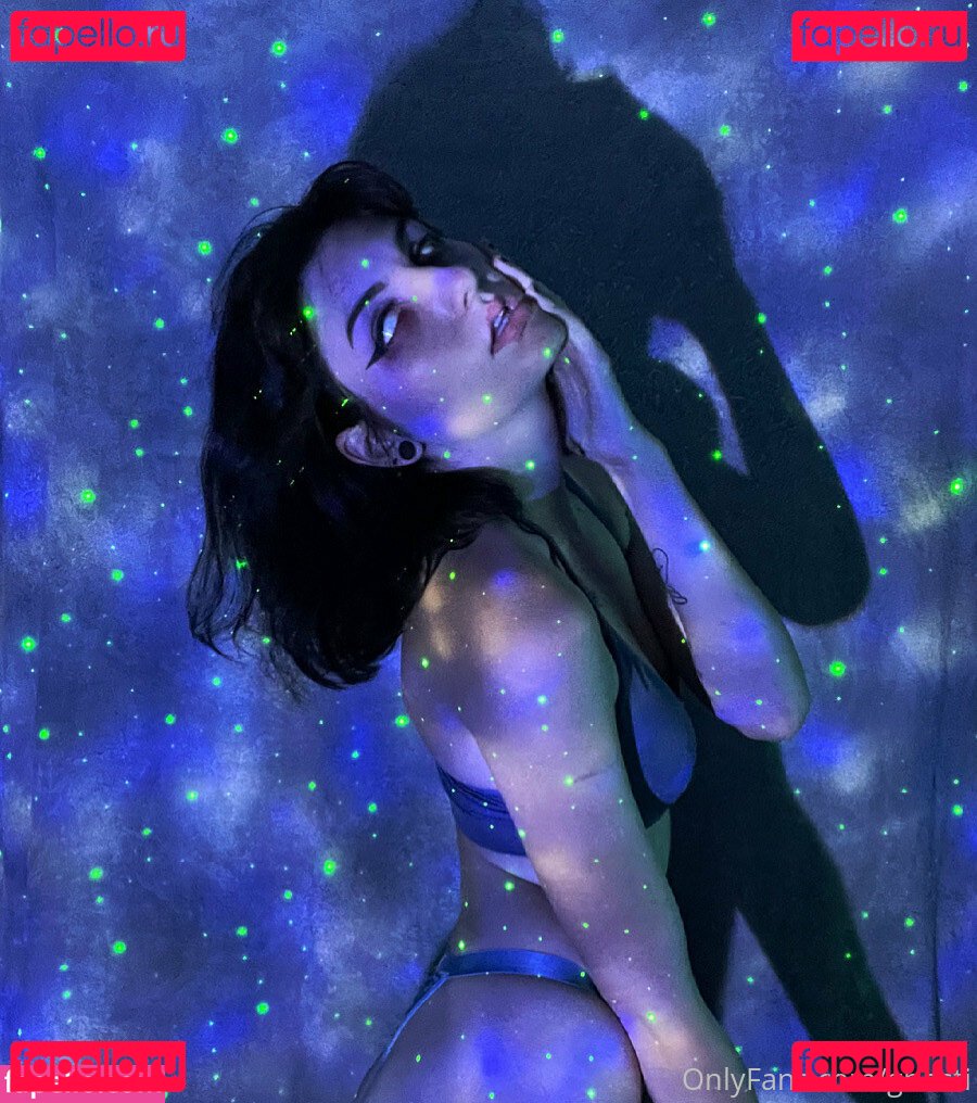 ghosti / ghosti2k22 / ghosti2k23 Onlyfans Photo Gallery 