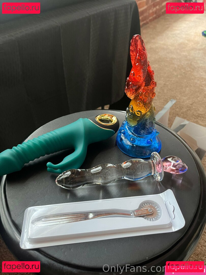 ghosti / ghosti2k22 / ghosti2k23 Onlyfans Photo Gallery 