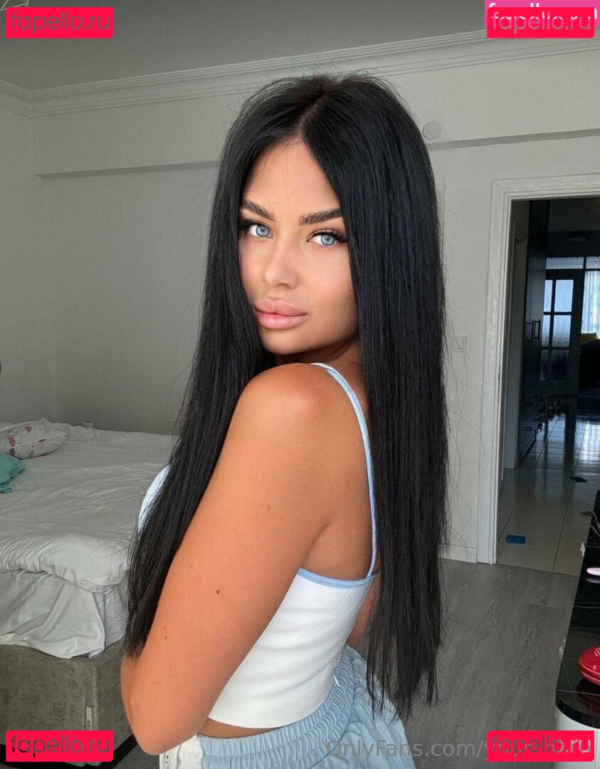 danielamoateng / your_horn Nude Onlyfans Photo 17