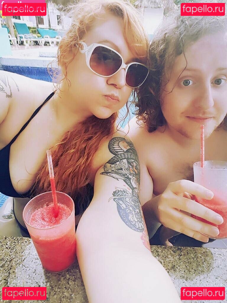 LucahSin / LucahVA / Lucahjin Onlyfans Photo Gallery 