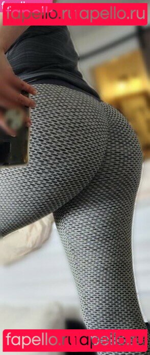 LucahSin / LucahVA / Lucahjin Onlyfans Photo Gallery 