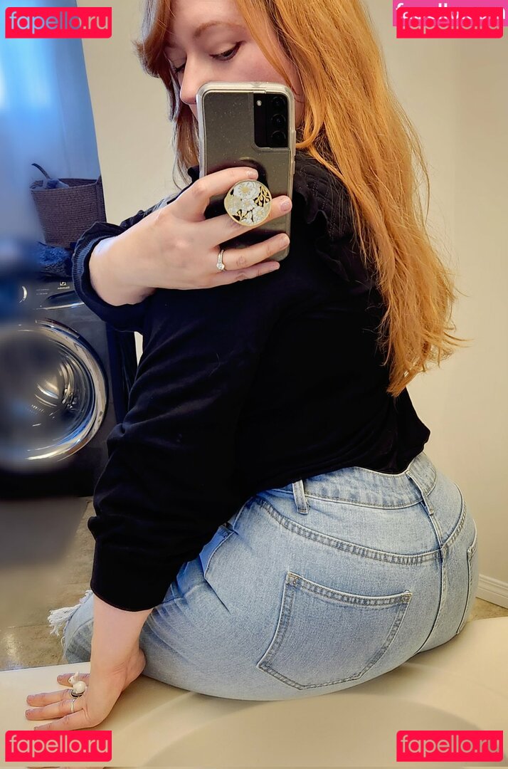 LucahSin / LucahVA / Lucahjin Onlyfans Photo Gallery 