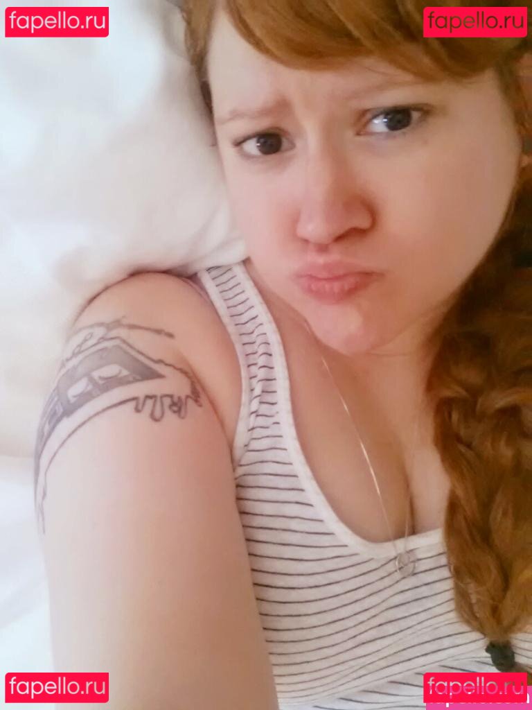 LucahSin / LucahVA / Lucahjin Onlyfans Photo Gallery 