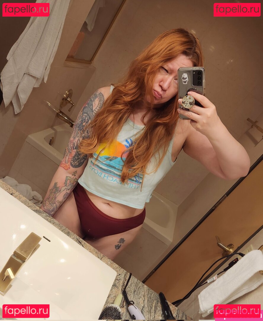 LucahSin / LucahVA / Lucahjin Onlyfans Photo Gallery 