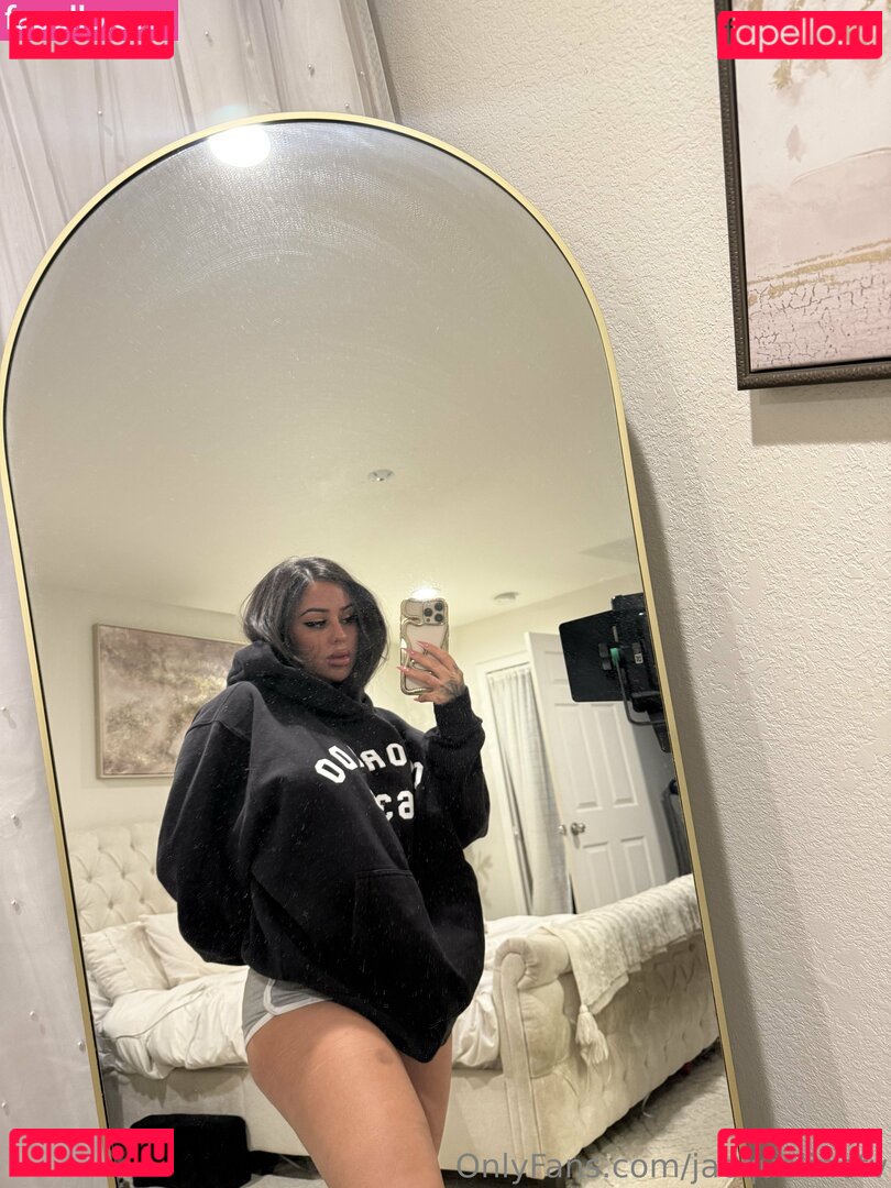 jacquelienefernandez / jacquelinetv Onlyfans Photo Gallery 