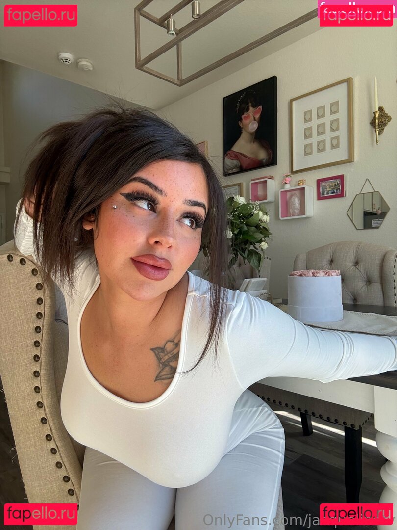 jacquelienefernandez / jacquelinetv Onlyfans Photo Gallery 