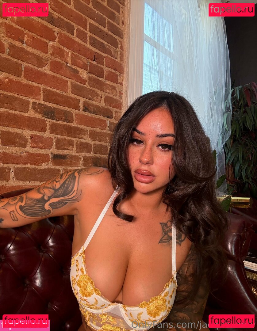 jacquelienefernandez / jacquelinetv Onlyfans Photo Gallery 