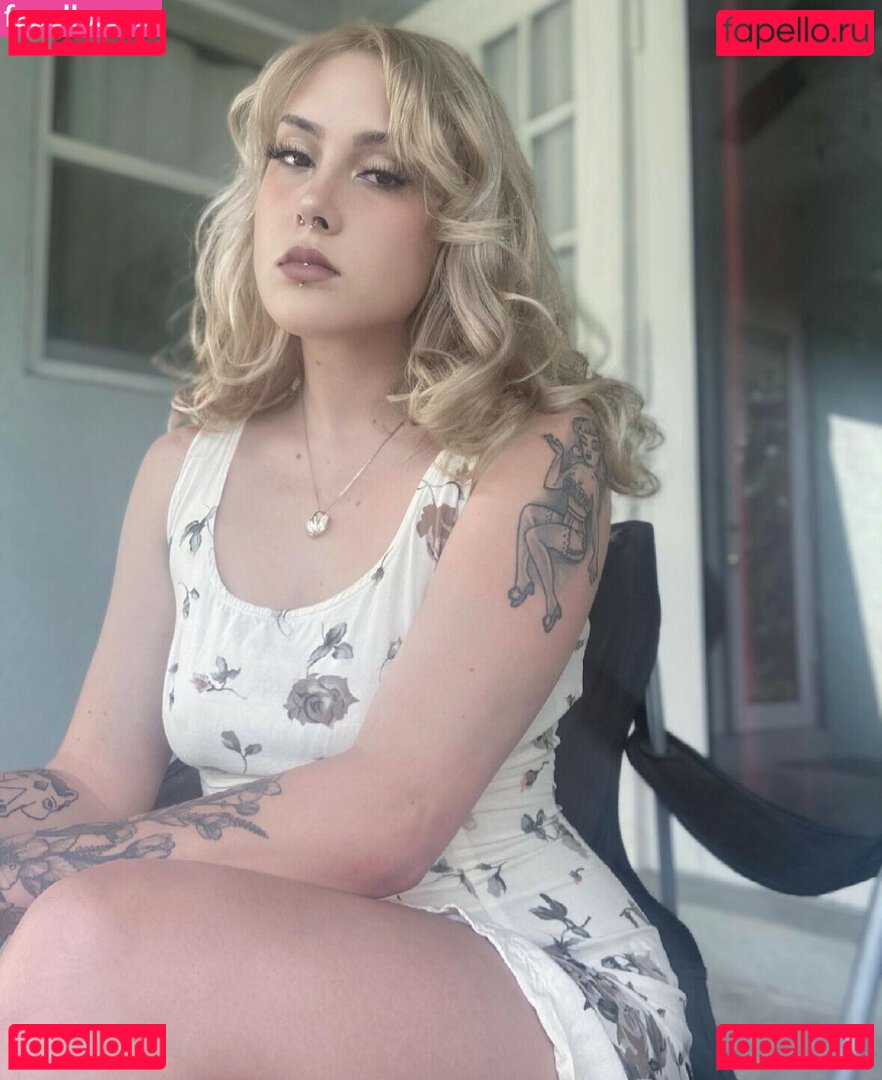 localmilff / localmilffx3 Onlyfans Photo Gallery 