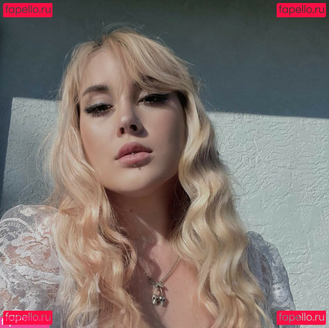 localmilff / localmilffx3 Onlyfans Photo Gallery 