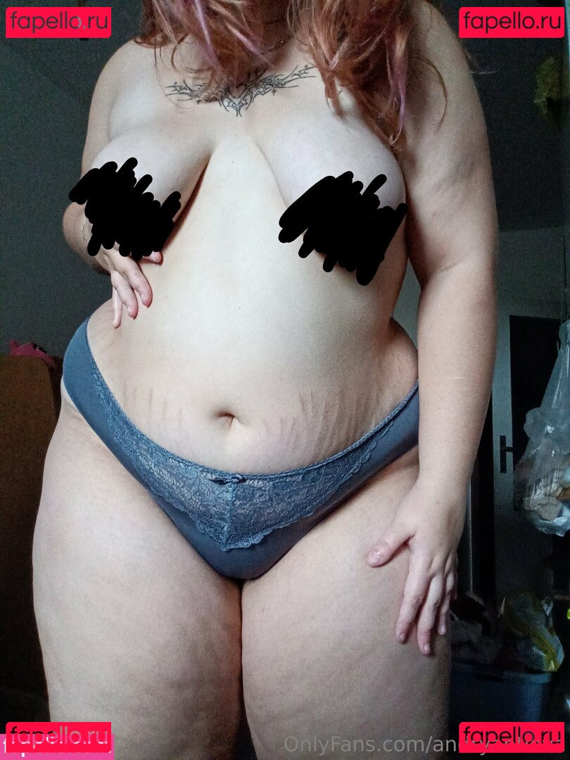 andryantlova / pprincesslaraa Onlyfans Photo Gallery 