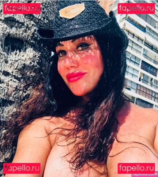 Lisa Appleton Onlyfans Photo Gallery 