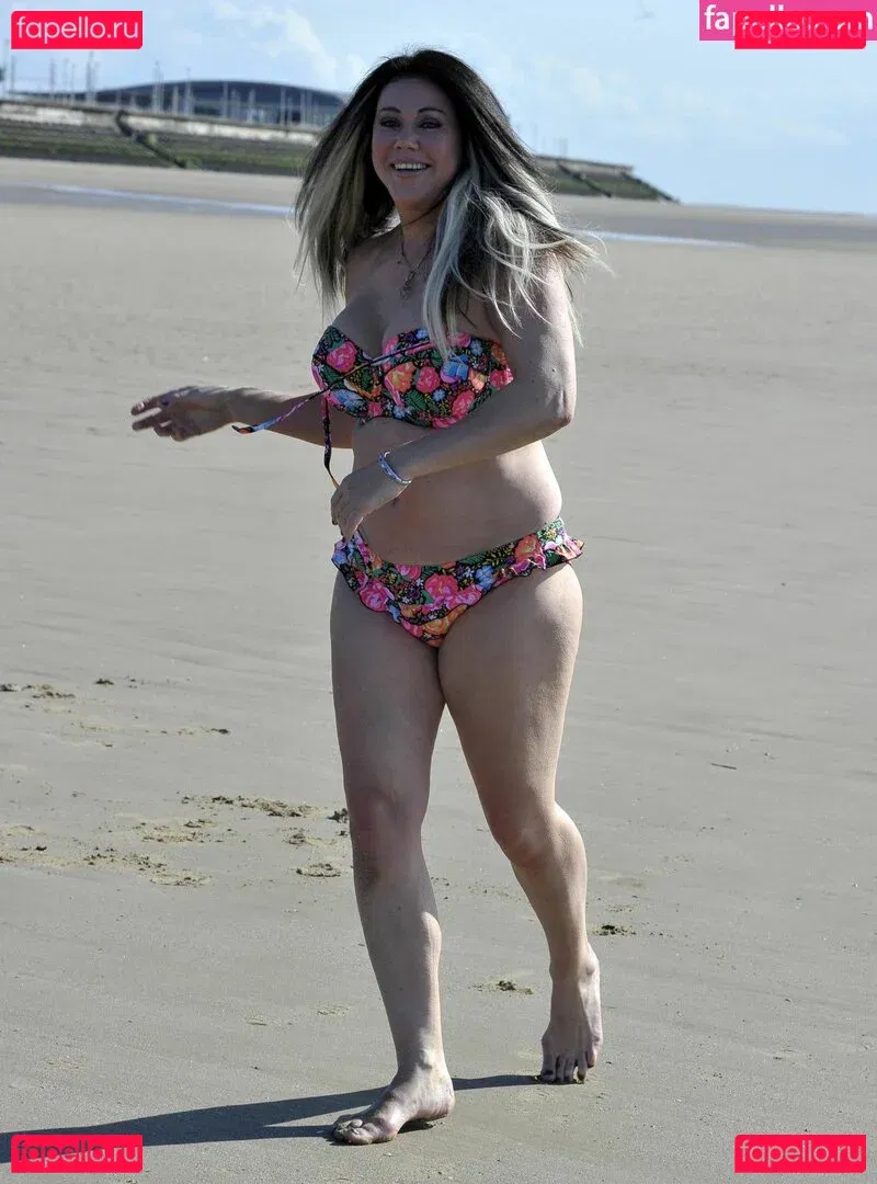 Lisa Appleton Onlyfans Photo Gallery 