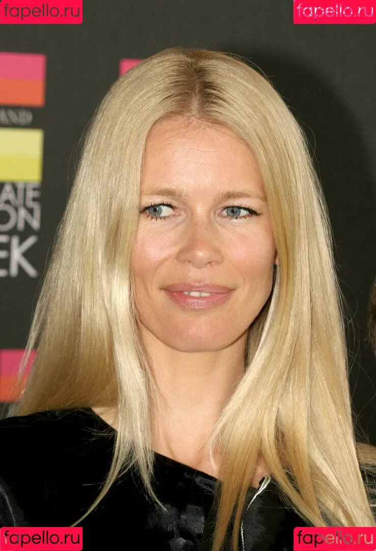 Claudia Schiffer Onlyfans Photo Gallery 