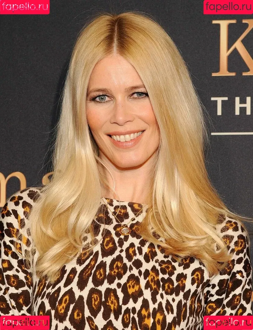 Claudia Schiffer Onlyfans Photo Gallery 