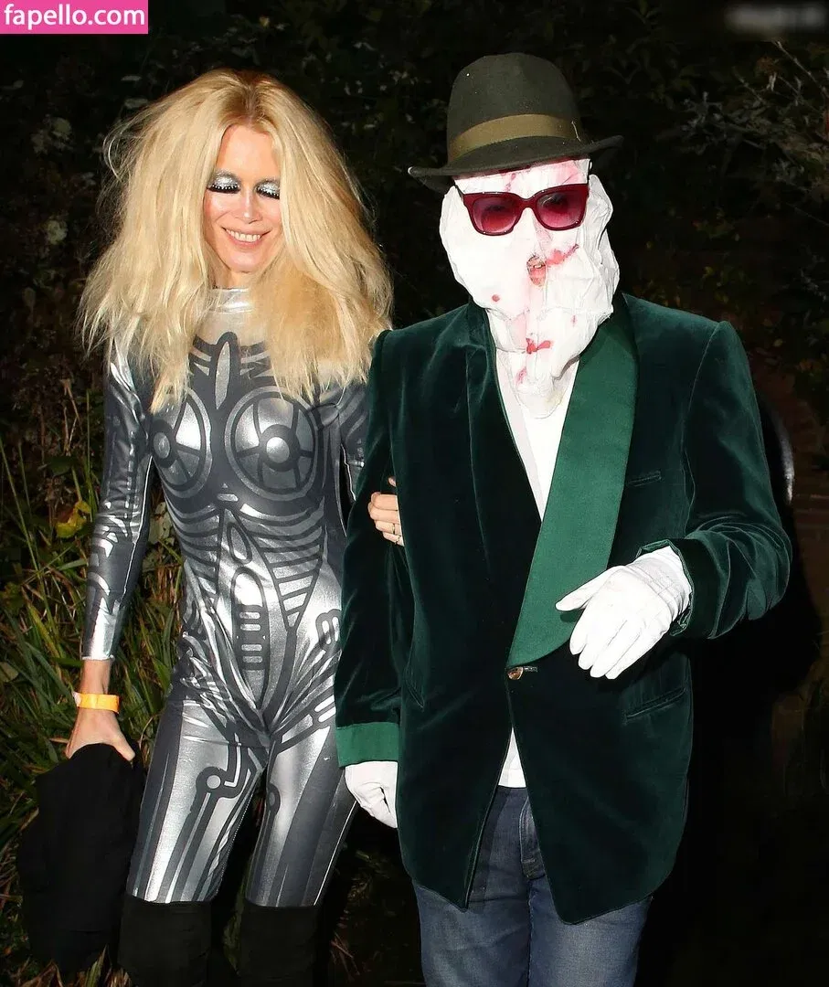 Claudia Schiffer Onlyfans Photo Gallery 