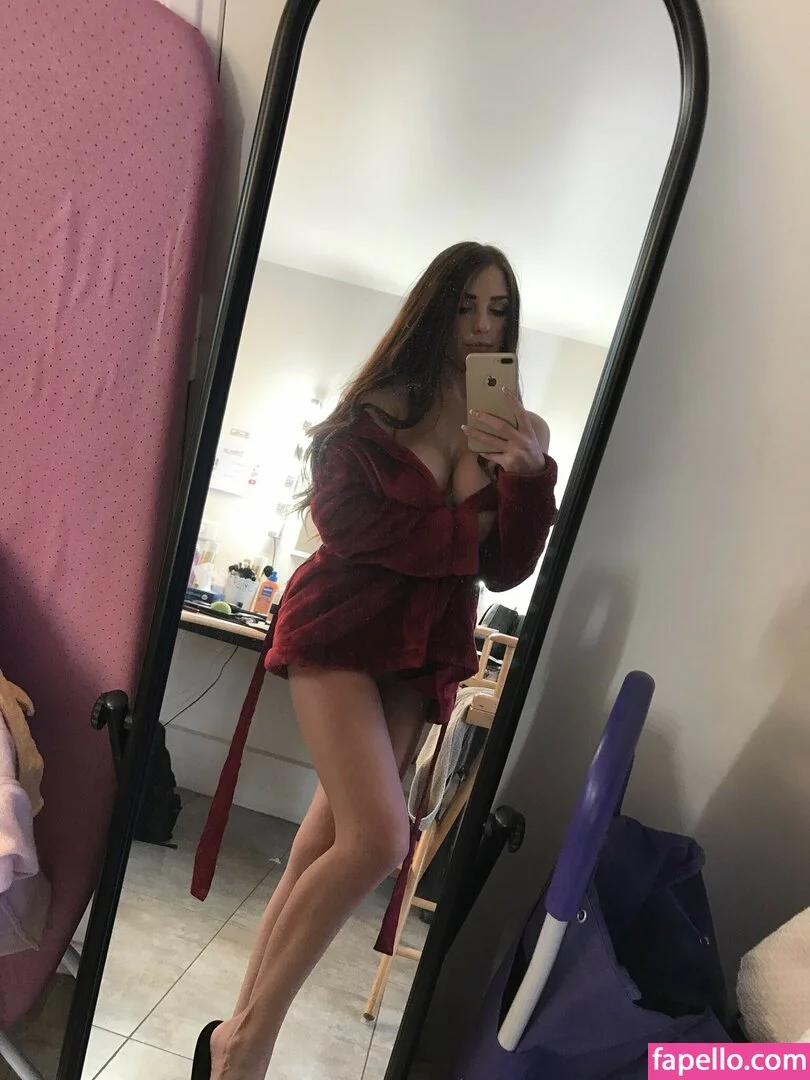 Niemira Onlyfans Photo Gallery 