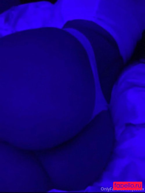 xlunavx Nude Onlyfans Photo 33